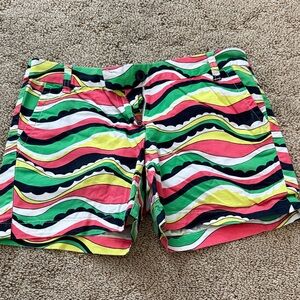 crown & ivy Multicolor Wave Pattern Women's Shorts